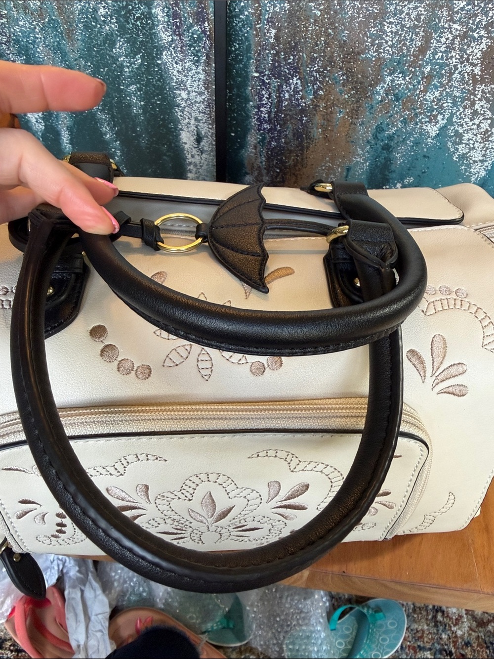 Danielle Nicole Ultra Rare Hard to Find Disney x Mary Poppins East End Satchel - Picture 15 of 16